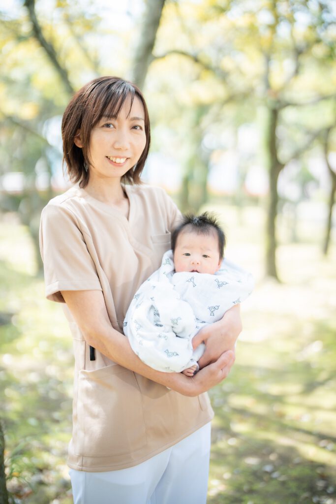 なないろの虹助産院の有次奈知です